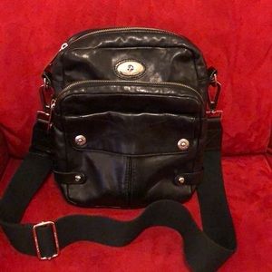 Francesco Biasia black leather bag.